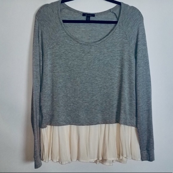 SOLD Ella Moss Gray with Cream Skirted Bottom - Picture 3 of 5